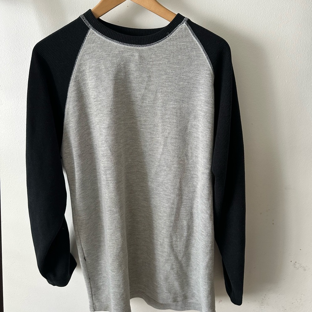 Men's Classic Black and Gray Long Sleeve Shirt